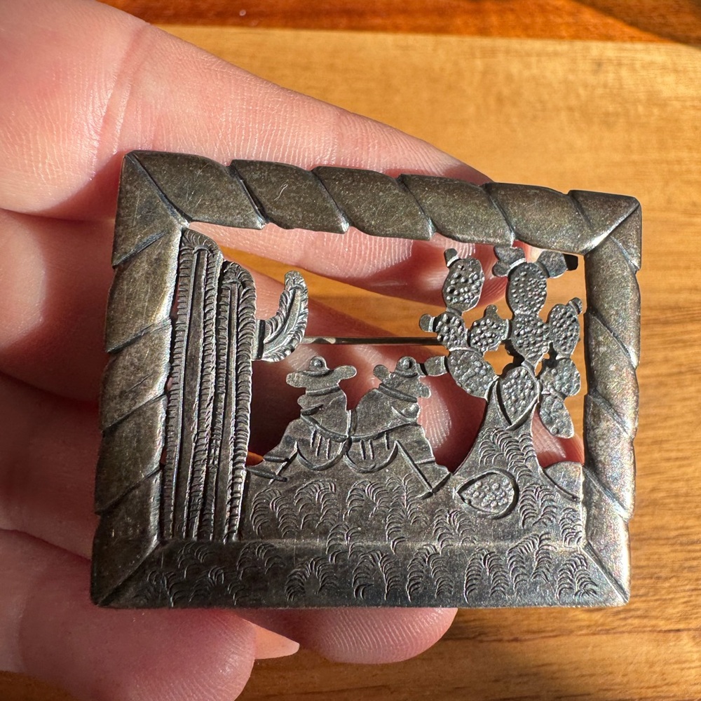 Vintage MEXICO Silver Brooch Southwest Design with Farmers and Cacti 14.4g